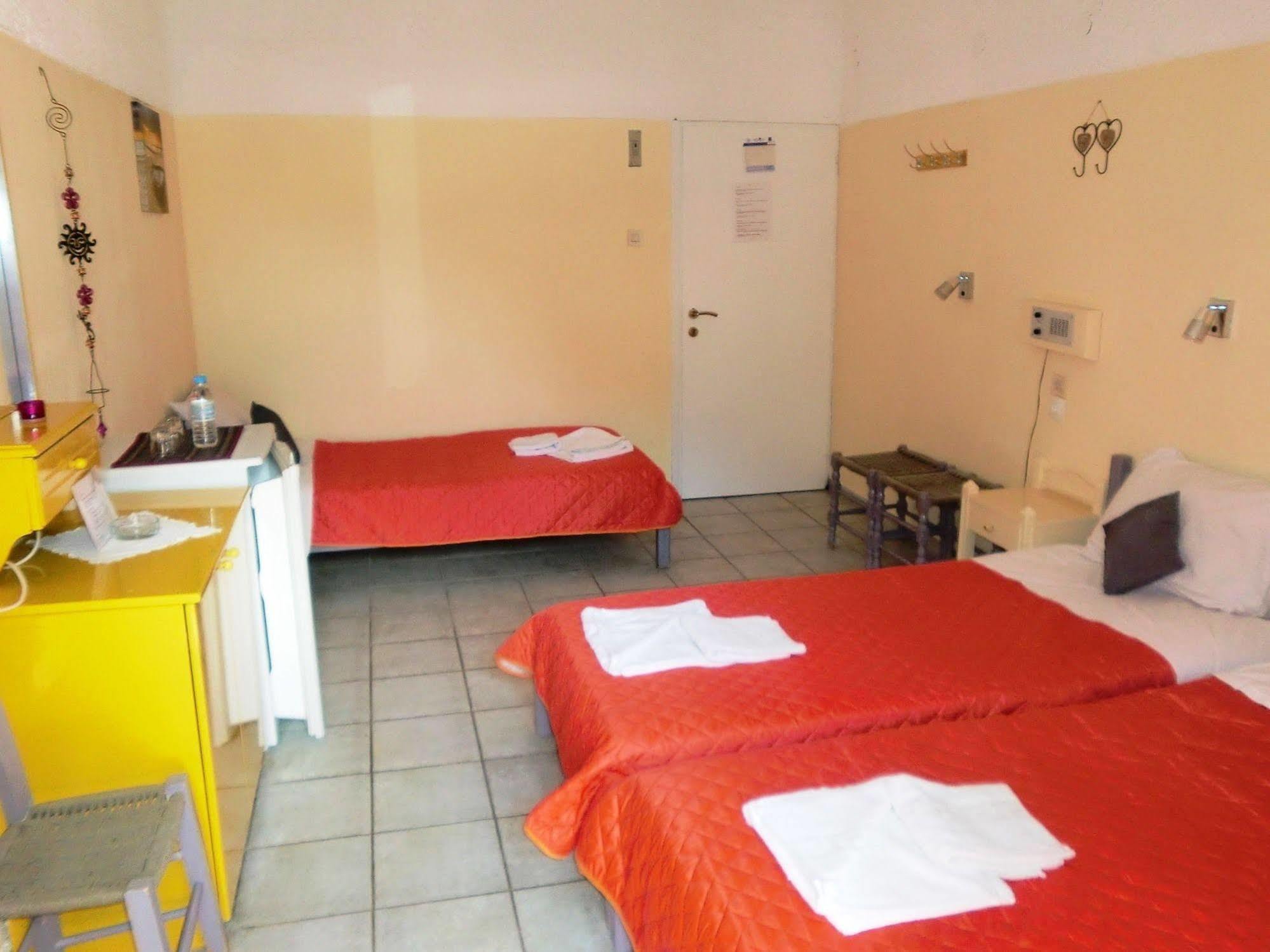 Hotel Neos Matala Ngoại thất bức ảnh