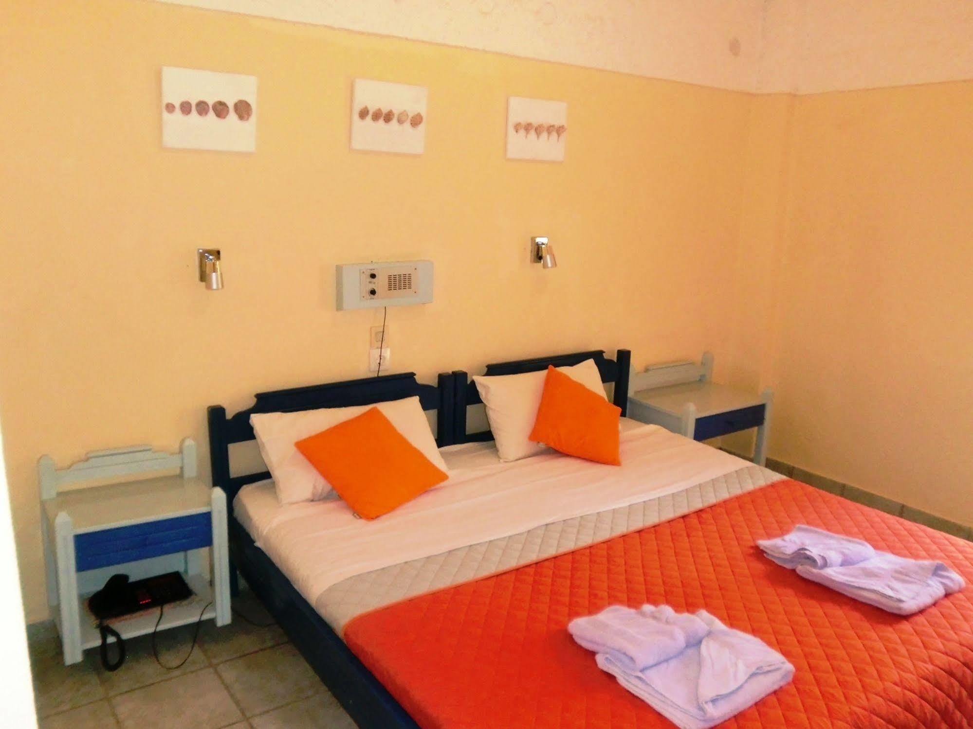 Hotel Neos Matala Ngoại thất bức ảnh