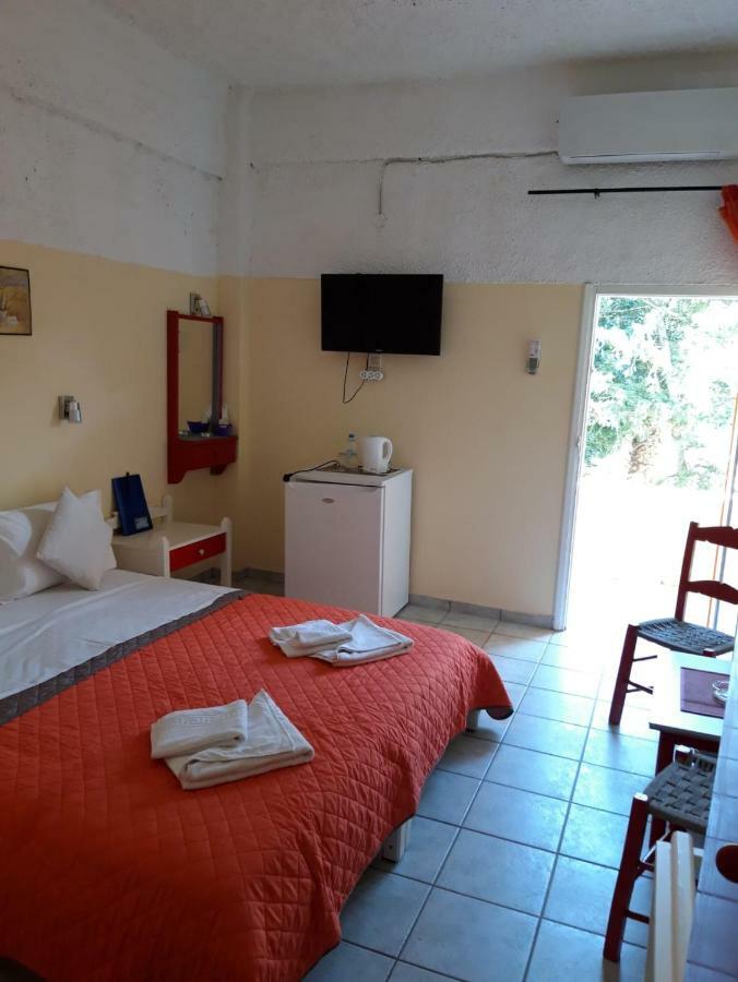 Hotel Neos Matala Ngoại thất bức ảnh
